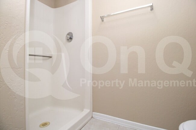 Building Photo - 13035 N 34th St