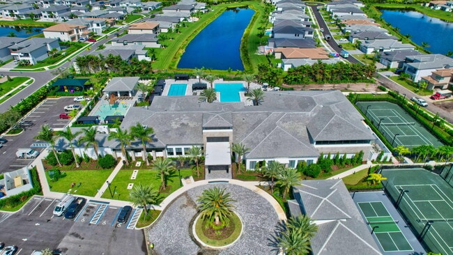 Building Photo - 8561 Crystal Downs Ave