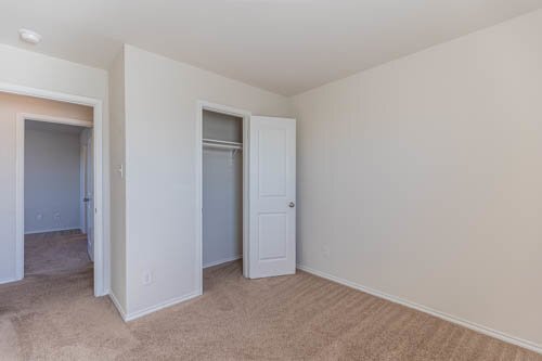 Building Photo - 8115 Meridian Isle