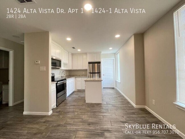 Building Photo - 1424 Alta Vista Dr