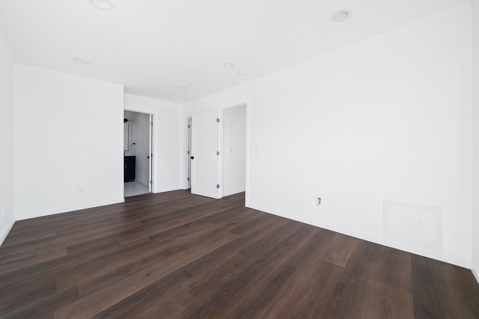 Building Photo - 6733 Lanto St