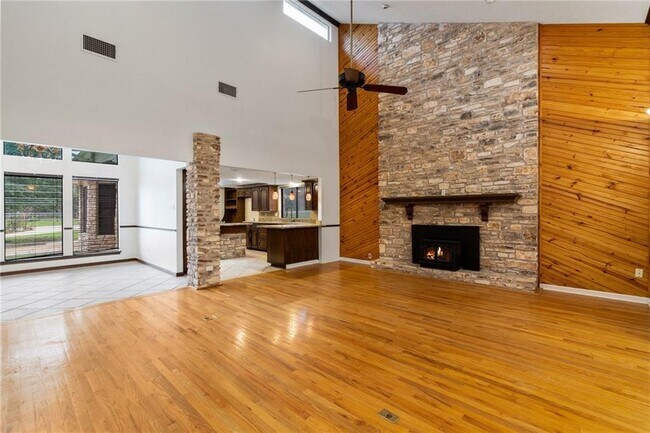 Building Photo - 301 Canvasback Dr