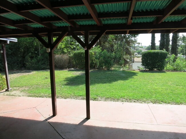 Building Photo - Spacious 4BR Canyon-View Home Near SDSU