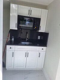 Building Photo - 26XX Riviera Dr