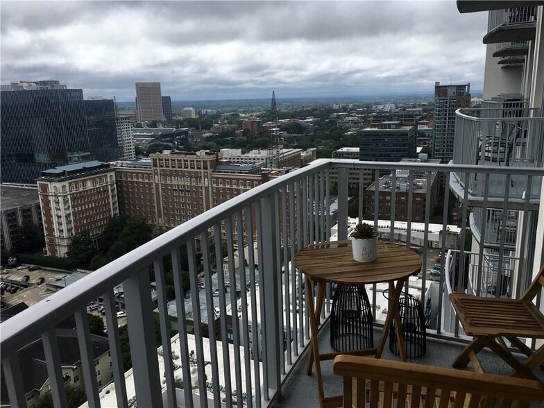 Building Photo - 860 Peachtree St NE