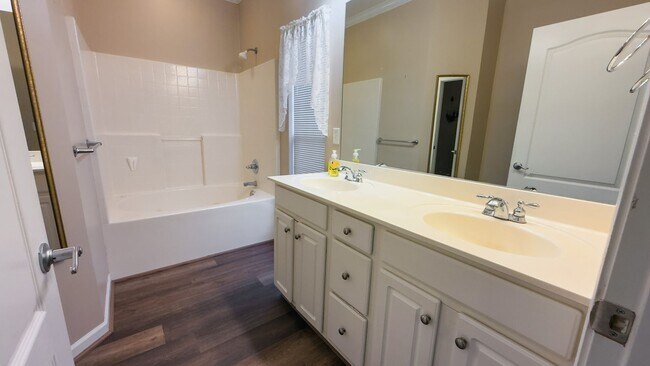 Building Photo - Home For Rent - Letson Farms