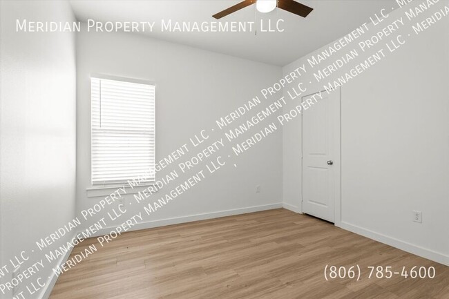 Building Photo - 5738 Lehigh St