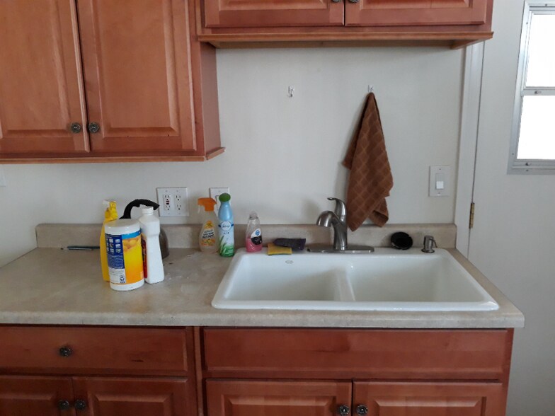 Building Photo - 19953 Haynes St