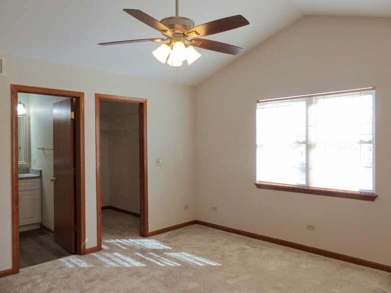 Master Bedroom - 2114 Wyndham Lakes Ct