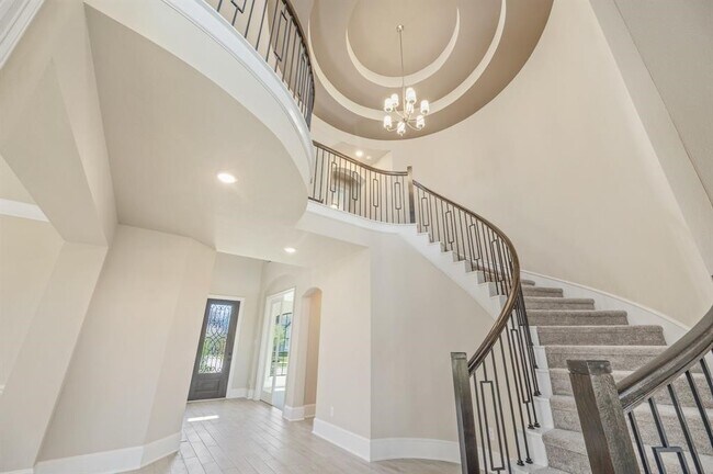 Building Photo - 2118 Germander Ln