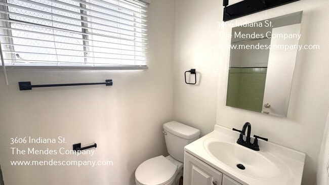 Building Photo - 3606 Indiana St