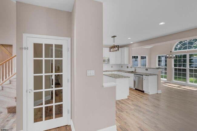 Building Photo - 120 Trotter Road
