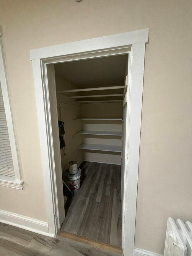 Building Photo - 3 W 4th St