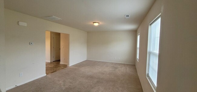 Building Photo - Two-Story, 3 Bedroom, 2.5 Bath Home Located in Established Neighborhood- Near Campbell University