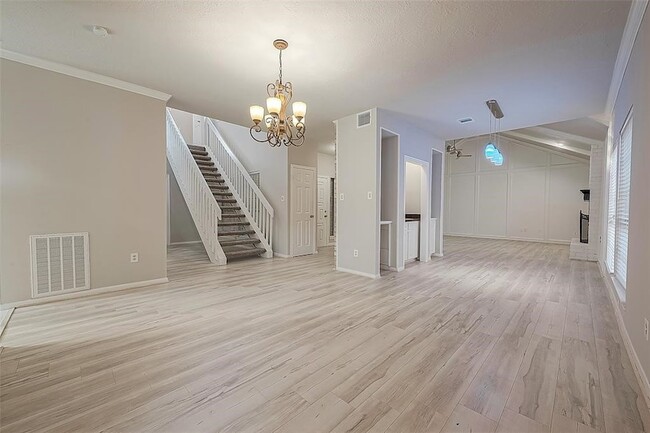 Building Photo - 3127 Ashfield Dr