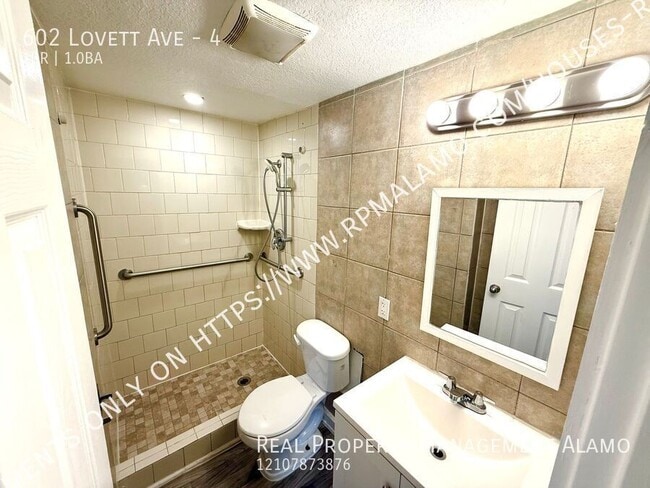 Building Photo - 602 Lovett Ave