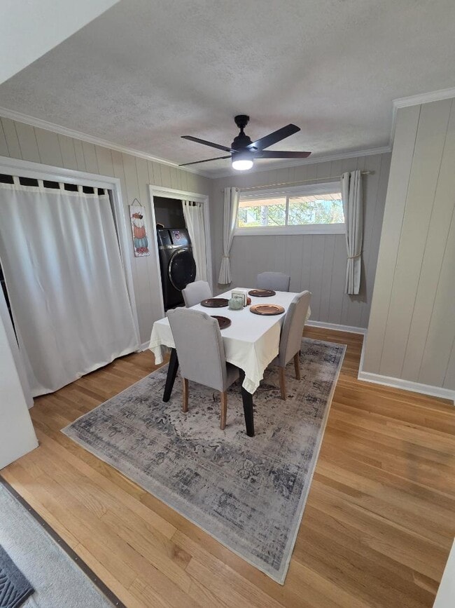 Building Photo - 100 9th Ave