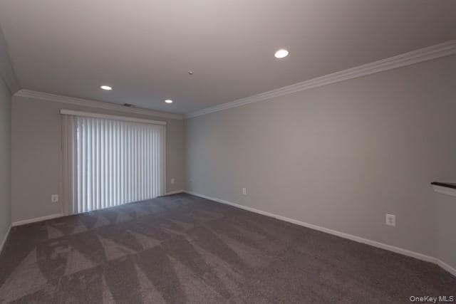 Building Photo - 16 Sylvan Ln