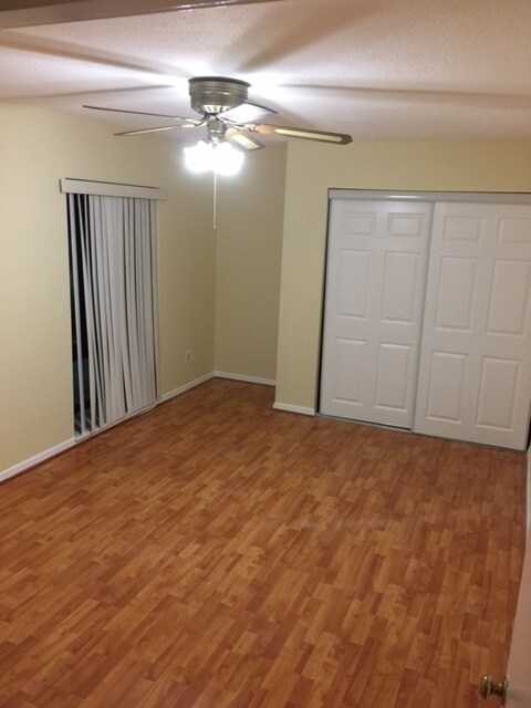 Building Photo - 6145 Leesburg Pike