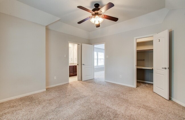 Building Photo - 1311 Hopkins Park Dr