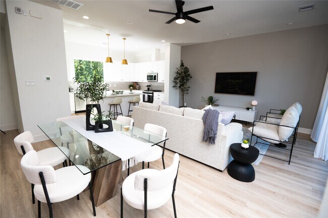 Building Photo - 3486 Luca St