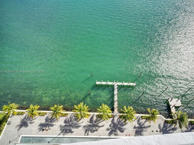 Primary Photo - 3131 NE 7th Ave