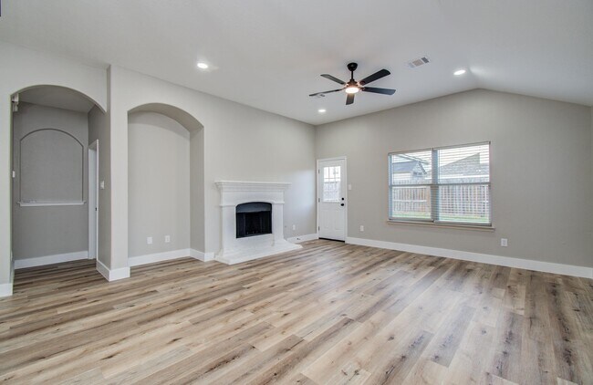 Building Photo - 4506 Knights Ct