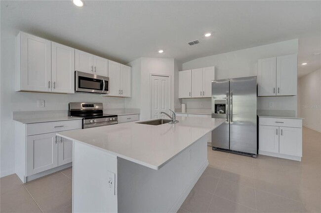 Building Photo - 5291 Dagenham Dr