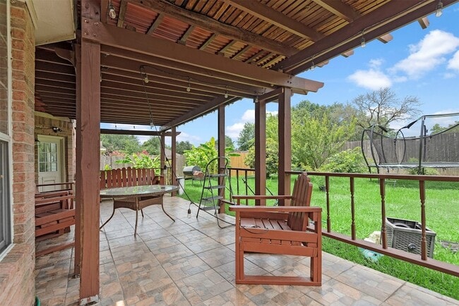 Building Photo - 5719 Indigo Trails Dr