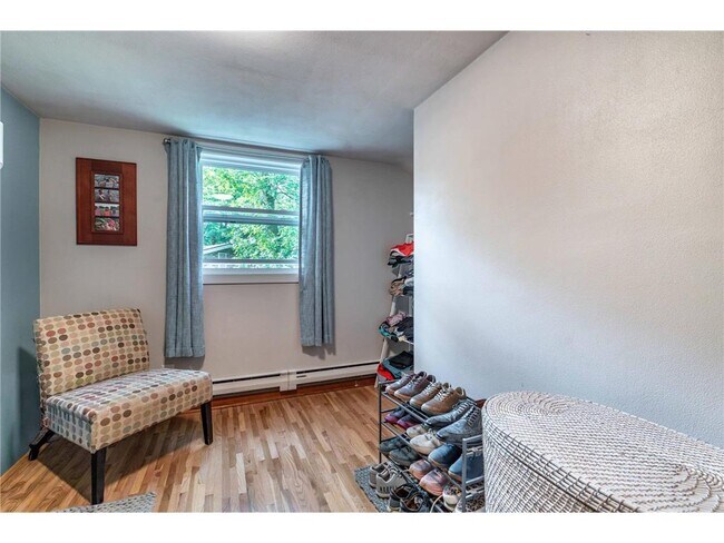 Building Photo - 1409 Hoot Lake Dr