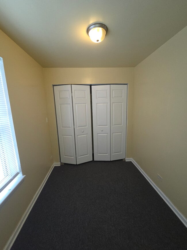 Building Photo - 6669 S Michigan Ave