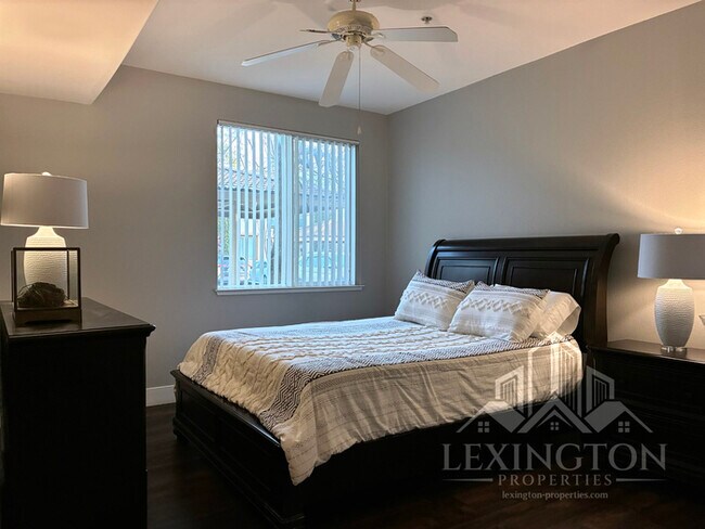 Building Photo - Beautifully Upgraded, 2BD/2BA, Condo Home in The Phoenician, Roseville!