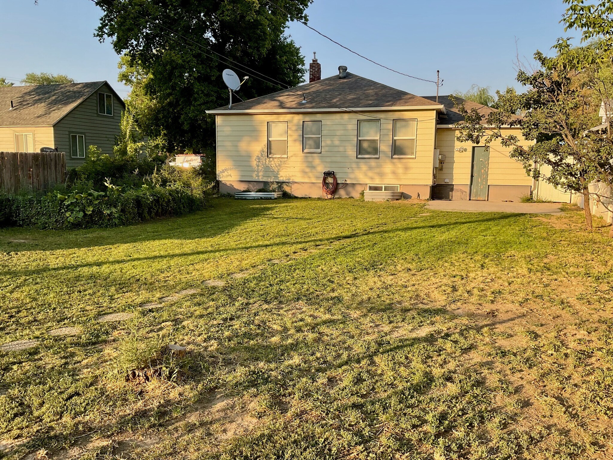 Building Photo - 435 N 13th Ave