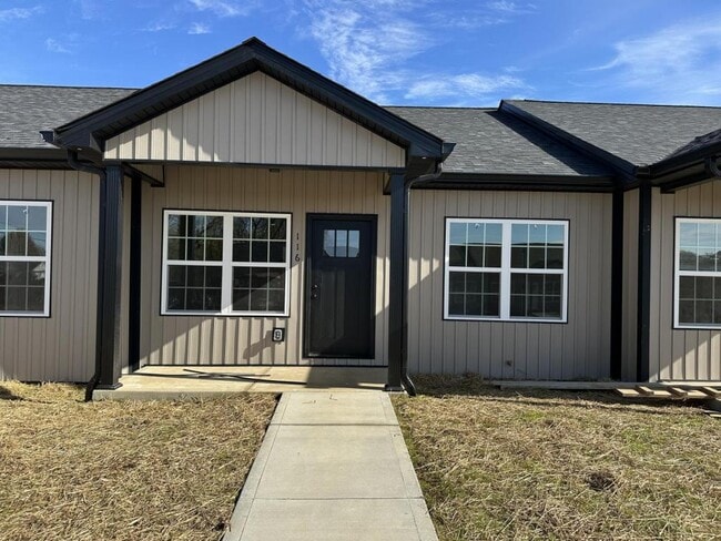 Primary Photo - 116 Pinehurst Dr