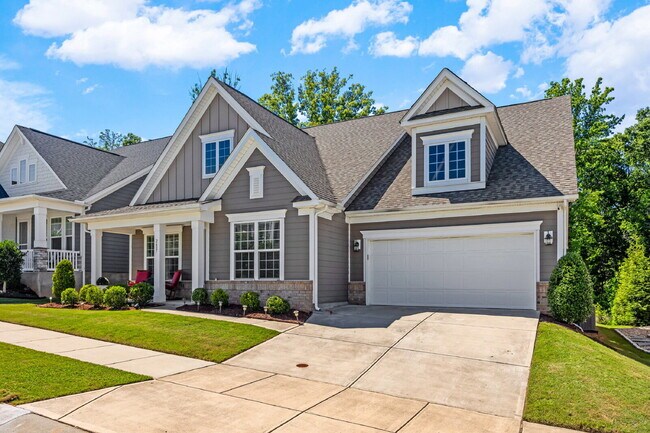 Building Photo - Amenity-Rich Neighborhood!