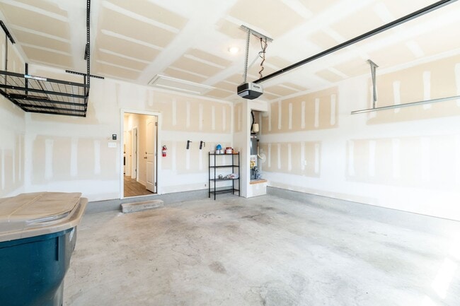 Building Photo - 838 Pepperbark Loop