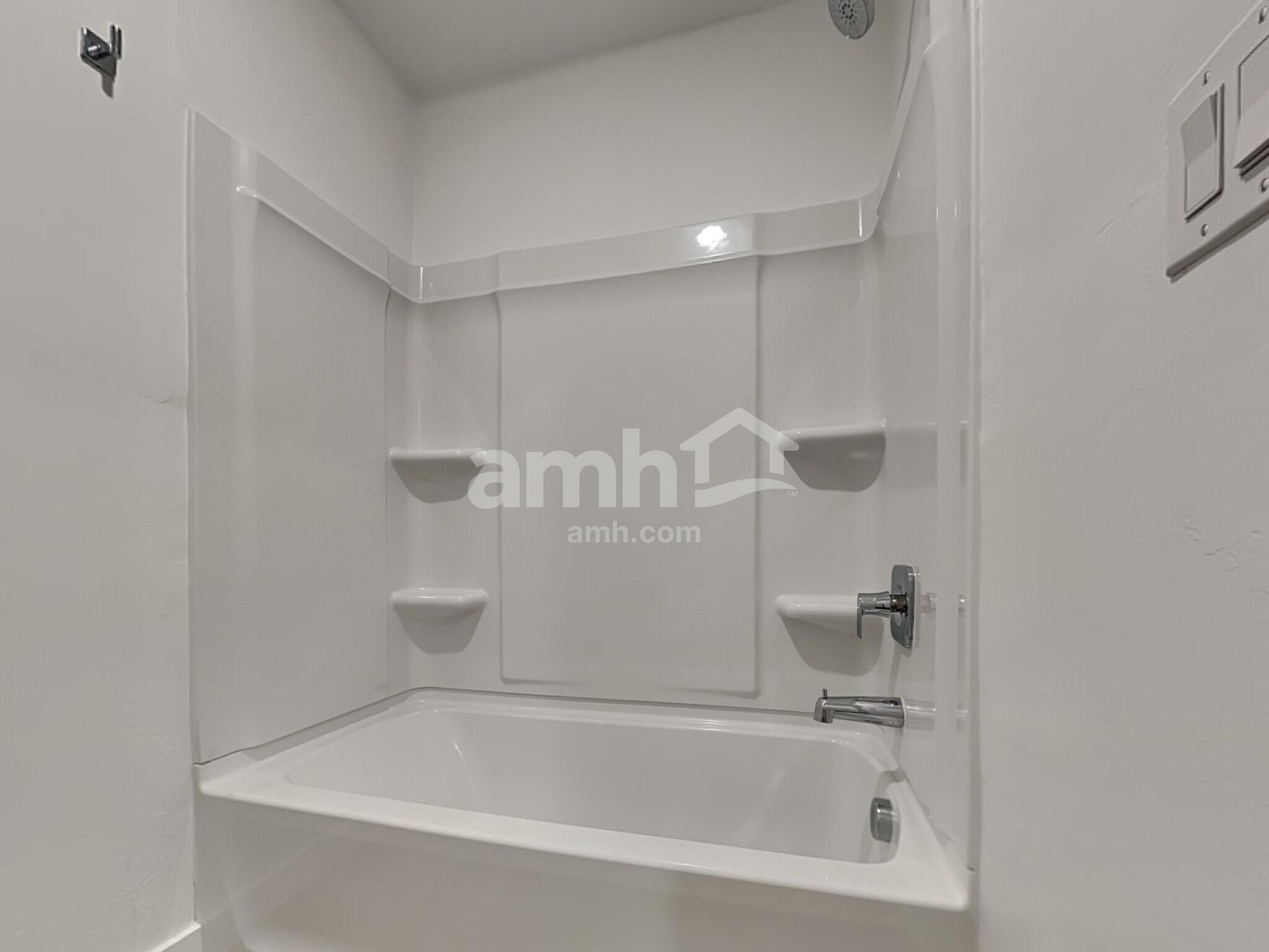 Building Photo - 9714 N Rancho Lozano