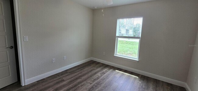 Building Photo - 25 Pecan Drive Pass