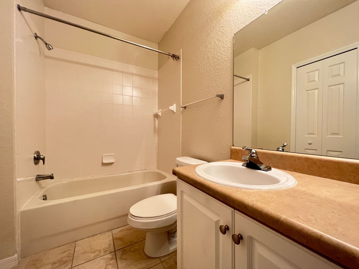 Building Photo - 5555 E Michigan St