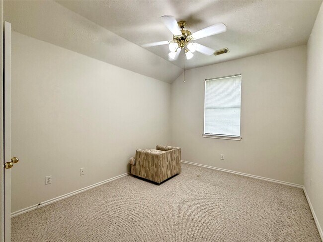 Building Photo - 5610 Gaffney Ln