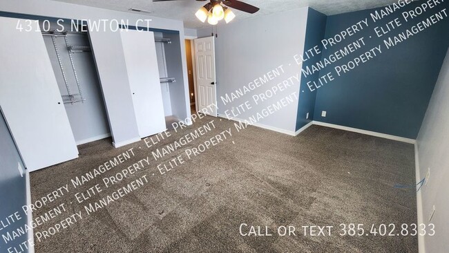 Building Photo - 4310 S Newton Ct