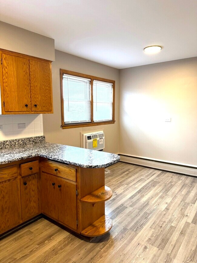 Building Photo - 7538 Waukegan Rd