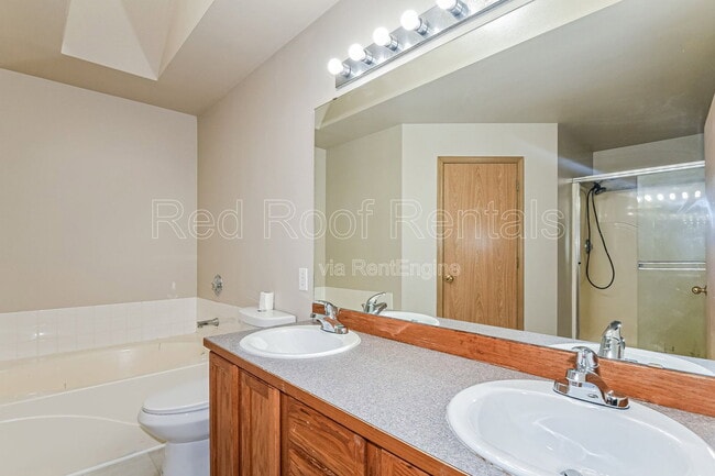 Building Photo - 14834 Prairie Vista Loop SE