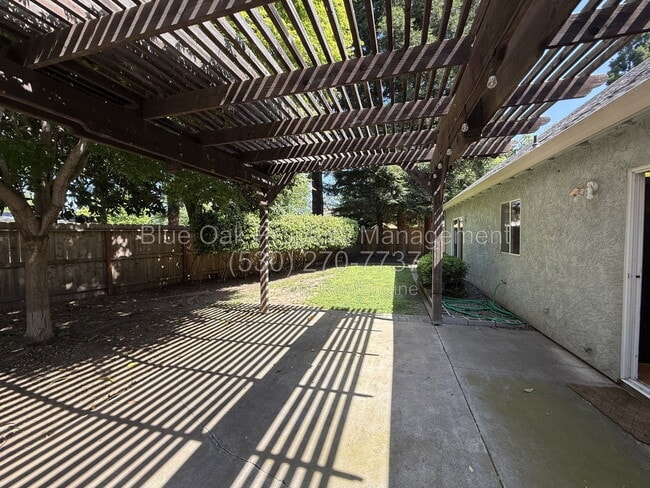 Building Photo - 2732 Revere Ln