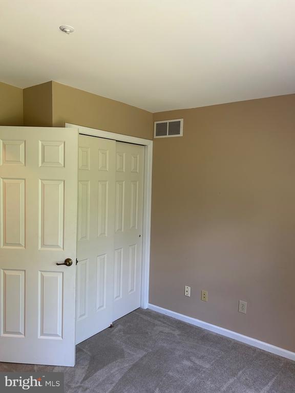 Building Photo - 309 Newport Pl