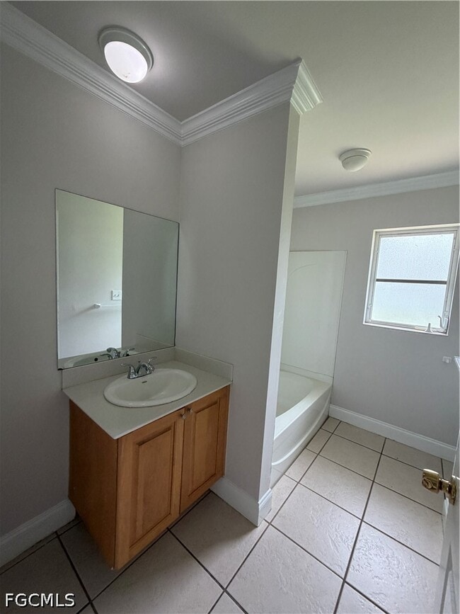 Building Photo - 5315 Belrose St