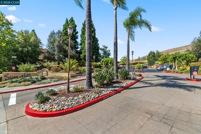 Building Photo - 765 Watson Canyon Ct