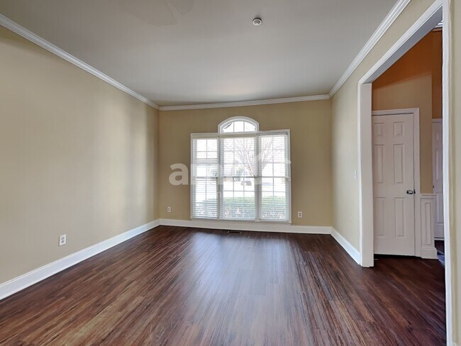 Building Photo - 393 Cherry Tree Ln