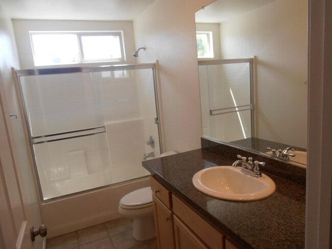 Primary Bathroom - 14548 Evan Way