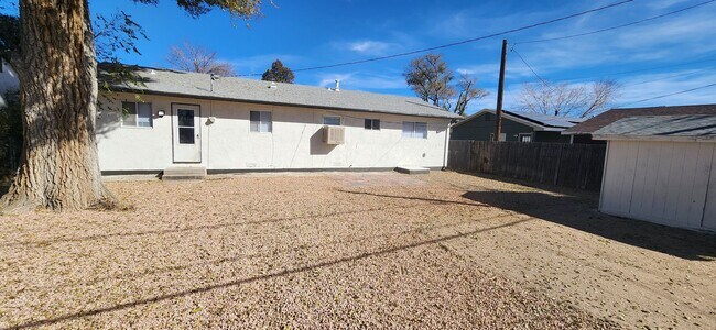 Building Photo - 3218 Canterbury Ln